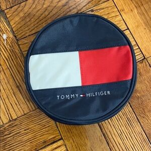 NWOT Tommy Hilfiger cd case